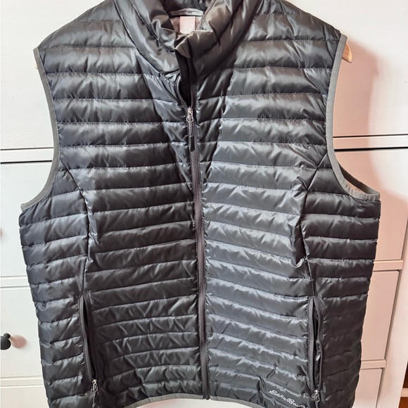 Eddie Bauer Jackets & Blazers - Eddie Bauer Women's Black Puffer Vest